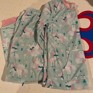 Girls Unicorn pajama set. Size 7-8